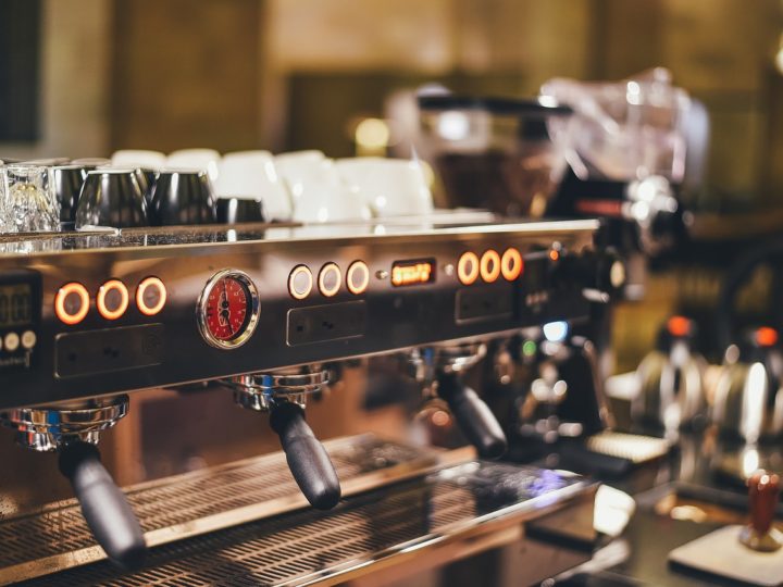 Czy warto wydzierżawić ekspres do kawy?